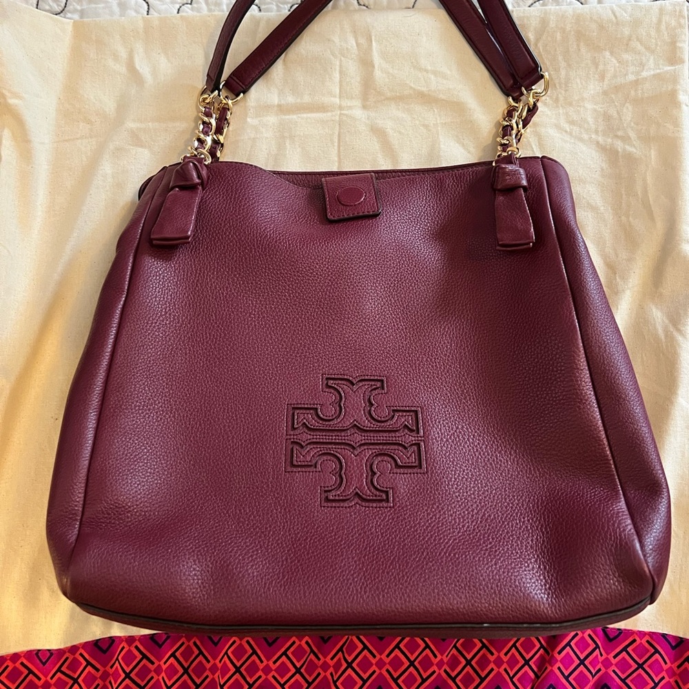 Excellent Tory Burch Harper Tote (Wine/Maroon)
